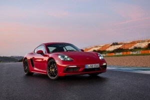 2021 Porsche 718 Cayman