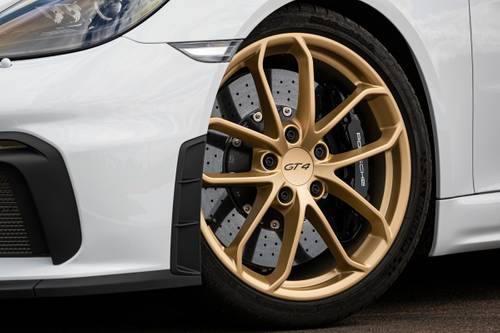 2021 Porsche 718 Cayman GT4 Coupe Wheel