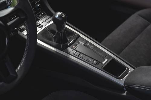 2023 Porsche 718 Cayman GT4 Coupe Shifter