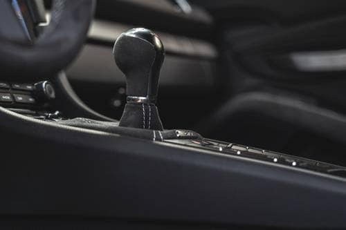 2023 Porsche 718 Cayman GT4 Coupe Shifter