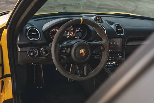 2024 Porsche 718 Cayman GT4 RS Coupe Steering Wheel Detail