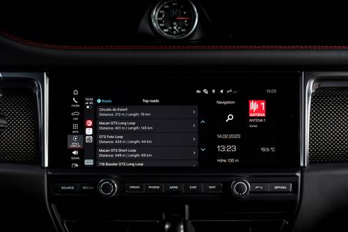 2025 Porsche 718 Cayman GTS 4.0 Coupe Center Console