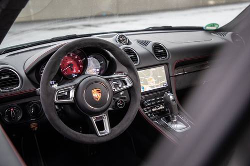2025 Porsche 718 Cayman GTS 4.0 Coupe Steering Wheel Detail