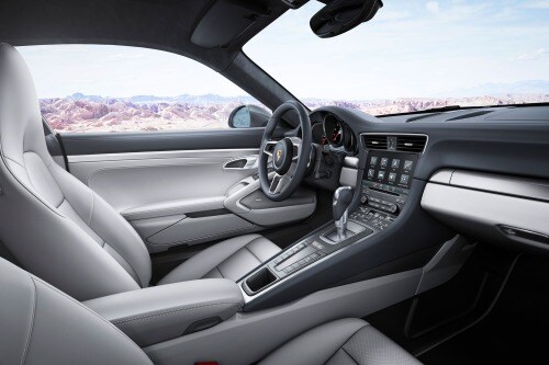2017 Porsche 911 Carrera S Coupe Interior