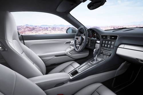 2019 Porsche 911 Carrera S Coupe Interior
