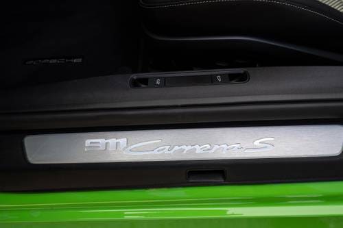 2021 Porsche 911 Carrera S Convertible Interior Detail