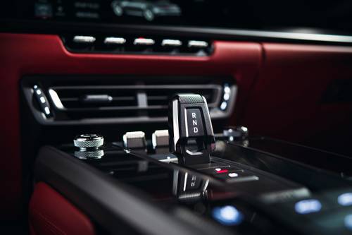 2021 Porsche 911 Carrera Convertible Shifter