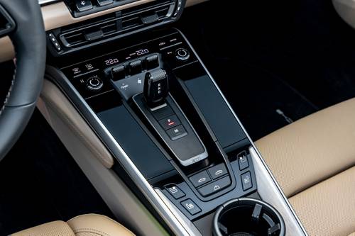 2021 Porsche 911 Turbo Convertible Shifter