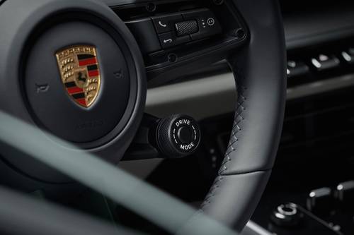 2021 Porsche 911 Carrera 4S Coupe Interior Detail