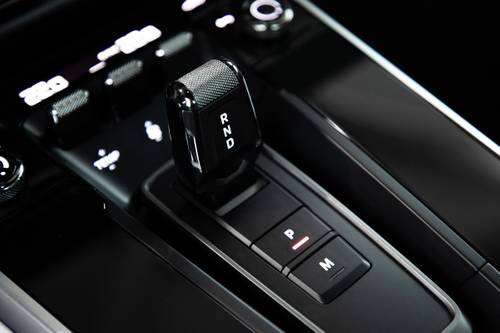 2021 Porsche 911 Turbo S Coupe Shifter