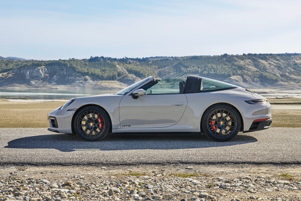 The 2022 Porsche 911 Carrera GTS and Targa 4 GTS Prove That Little Changes Add Up to a Lot