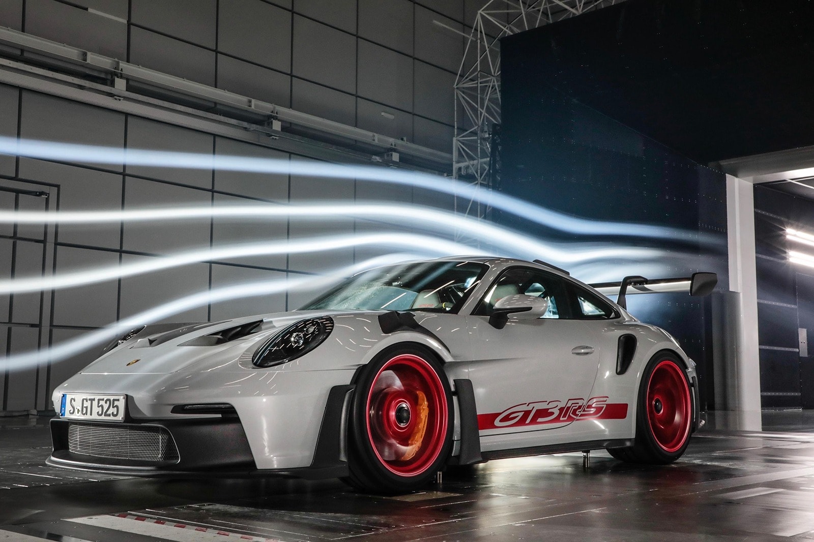 The 2023 Porsche 911 GT3 RS Might Be Peak 911 | Edmunds