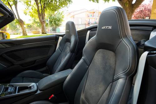 2024 Porsche 911 Carrera GTS Convertible Interior Detail