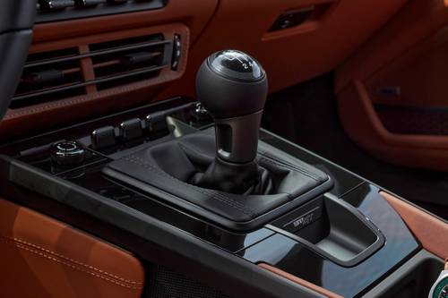 2024 Porsche 911 S/T Coupe Shifter