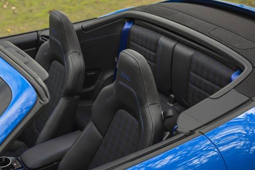 2025 Porsche 911 Carrera T Convertible Interior Detail