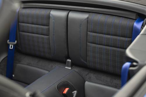 2025 Porsche 911 Carrera T Convertible Interior Detail