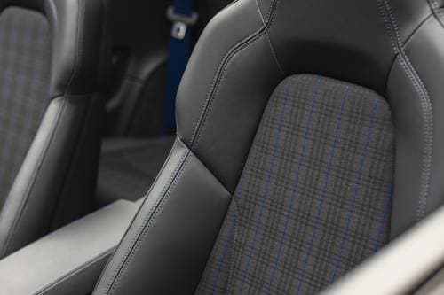 2025 Porsche 911 Carrera T Convertible Interior Detail