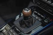 2025 Porsche 911 Carrera T Convertible Shifter
