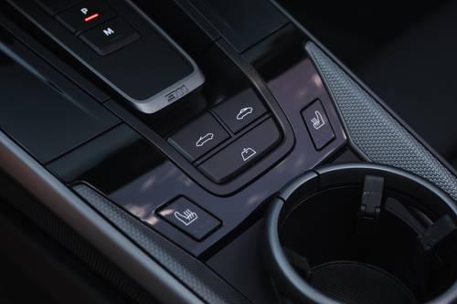 2025 Porsche 911 Carrera Convertible Interior Detail