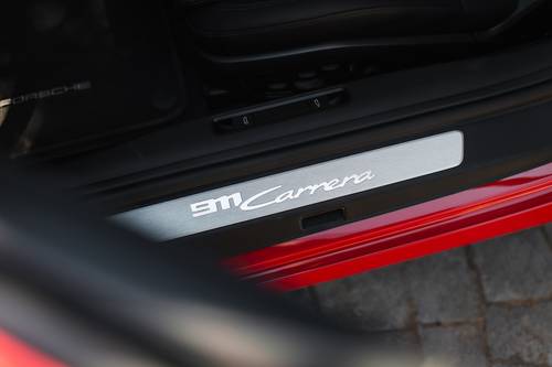 2025 Porsche 911 Carrera Convertible Interior Detail