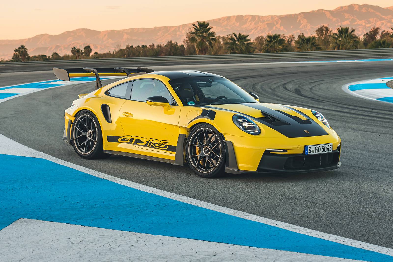 ポルシェ911 GT3 RS 2025 Porsche 911 GT3 RS Prices, Reviews, and Pictures | Edmunds