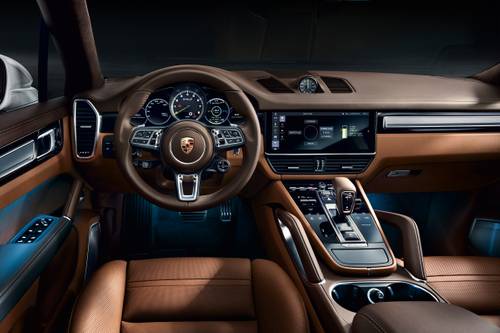 2021 Porsche Cayenne Coupe Turbo S E-Hybrid 4dr SUV Steering Wheel Detail
