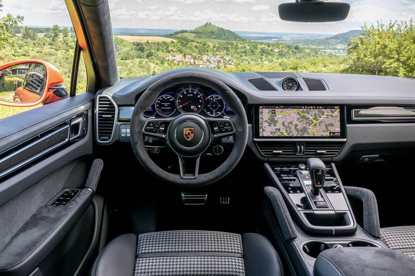 2023 Porsche Cayenne Coupe Interior Pictures