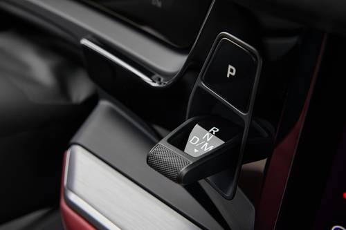 2025 Porsche Cayenne Coupe E-Hybrid 4dr SUV Shifter