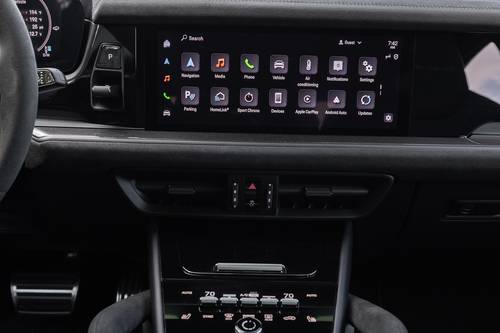 2025 Porsche Cayenne Coupe Turbo GT 4dr SUV Center Console