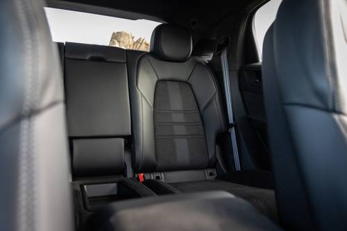 2025 Porsche Cayenne Coupe Turbo GT 4dr SUV Interior Detail