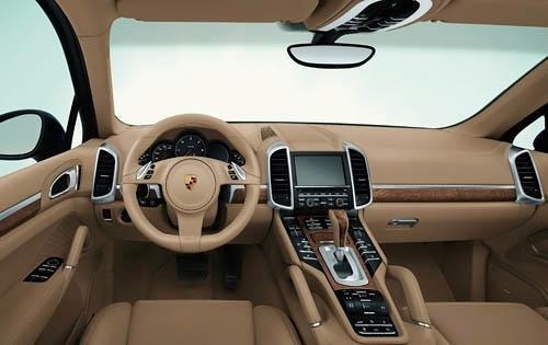 2011 Porsche Cayenne Turbo Dashboard