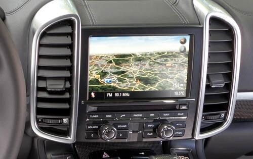 2012 Porsche Cayenne Navigation System Detail