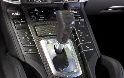 2012 Porsche Cayenne Shifter Detail