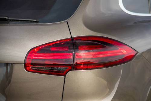 2016 Porsche Cayenne S E-Hybrid 4dr SUV Exterior Detail