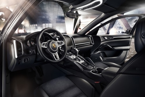 2017 Porsche Cayenne Platinum Edition 4dr SUV Steering Wheel Detail Shown