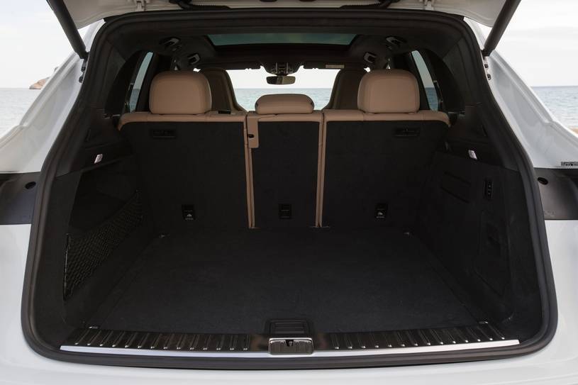 2019 Porsche Cayenne Pictures 211 Photos Edmunds