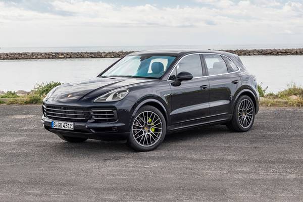 2020 Porsche Cayenne Plug-in Hybrid