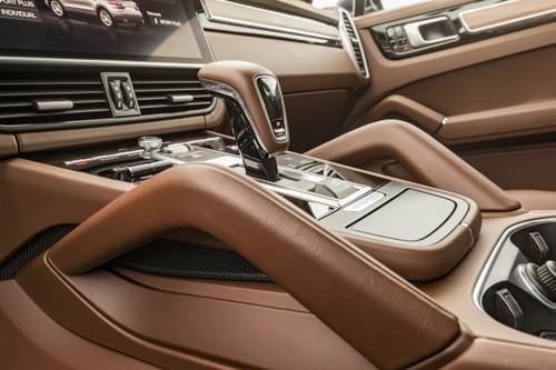 2020 Porsche Cayenne E-Hybrid 4dr SUV Shifter
