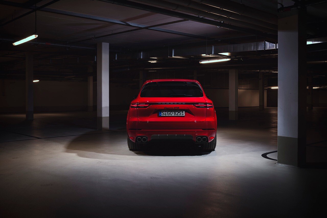 2021 Porsche Cayenne - Rear 2021 Porsche Cayenne - Rear