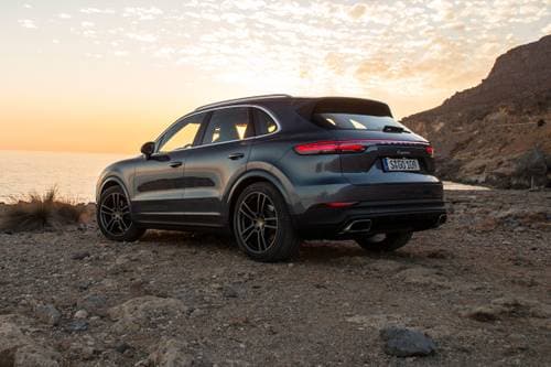 Porsche Cayenne 4dr SUV Exterior