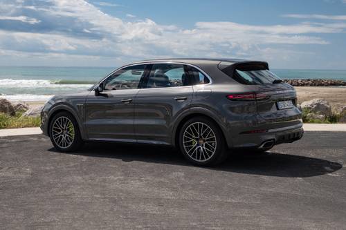 Porsche Cayenne E-Hybrid 4dr SUV Exterior