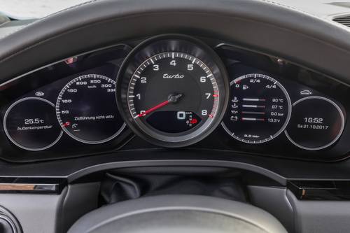 Porsche Cayenne Turbo 4dr SUV Gauge Cluster