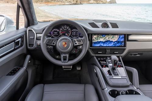 Porsche Cayenne Turbo 4dr SUV Steering Wheel Detail