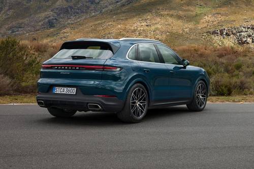 2025 Porsche Cayenne 4dr SUV Exterior