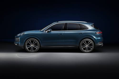 2025 Porsche Cayenne 4dr SUV Profile