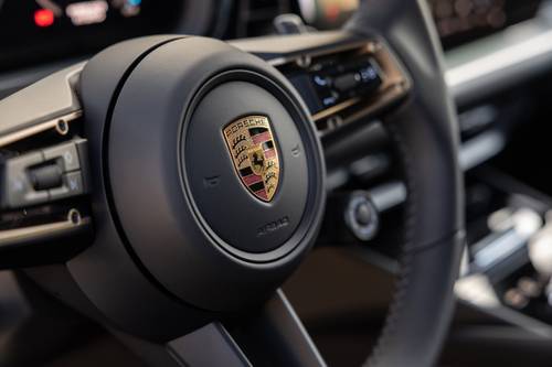 2025 Porsche Cayenne E-Hybrid 4dr SUV Interior Detail