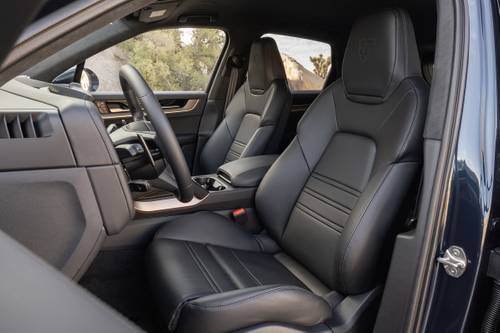 2025 Porsche Cayenne E-Hybrid 4dr SUV Interior