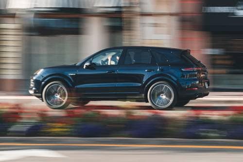 2025 Porsche Cayenne E-Hybrid 4dr SUV Profile