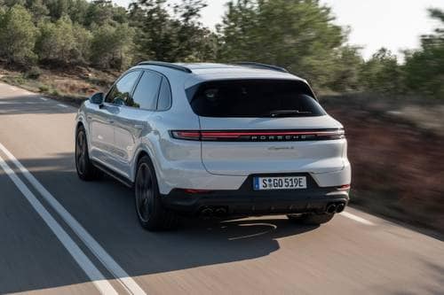 2025 Porsche Cayenne S E-Hybrid 4dr SUV Exterior
