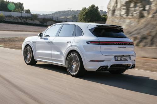 2025 Porsche Cayenne Turbo E-Hybrid 4dr SUV Exterior